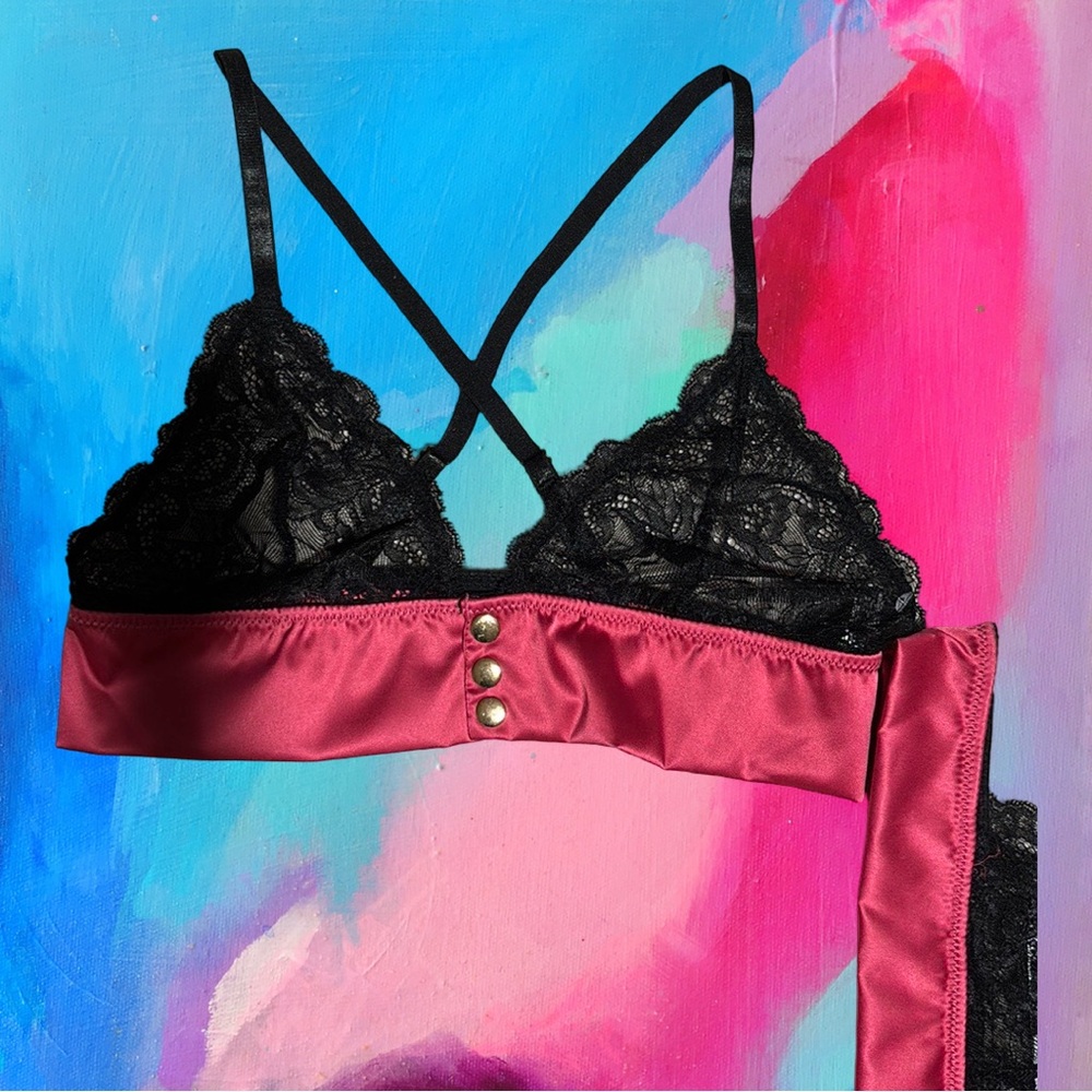 Thong & lace bralette set & pink Lace Bralette & Matching New in package